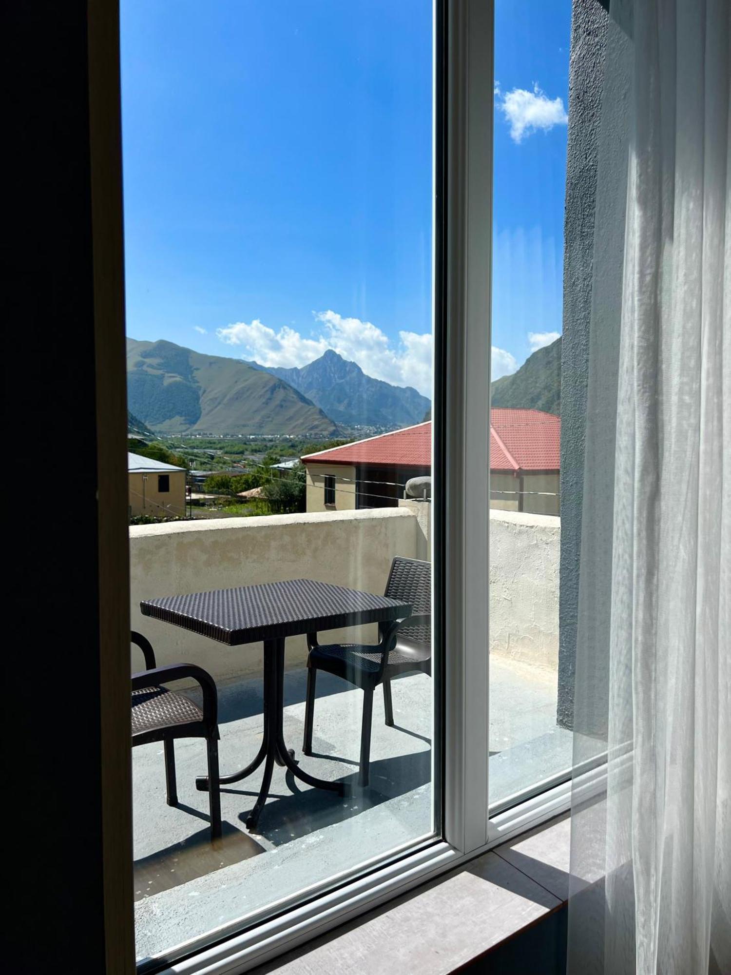 Kazbegi Green Yard Exterior photo